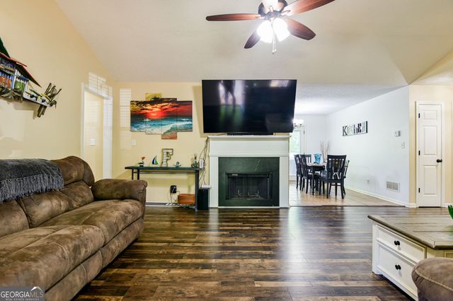 1042 Birdseye View, Locust Grove, GA 30248