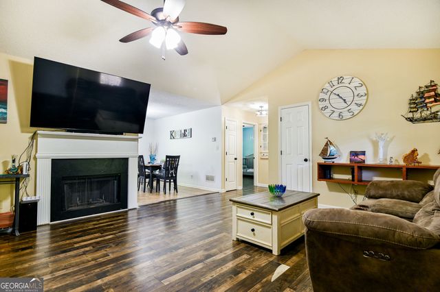 1042 Birdseye View, Locust Grove, GA 30248