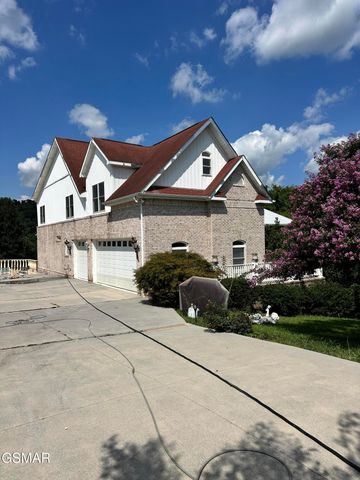 1610 Spear Point Lane, Sevierville, TN 37876