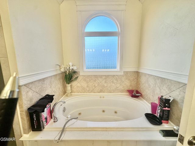 1610 Spear Point Lane, Sevierville, TN 37876