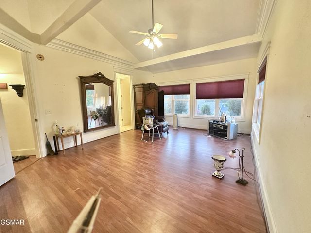 1610 Spear Point Lane, Sevierville, TN 37876
