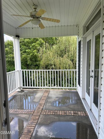 1610 Spear Point Lane, Sevierville, TN 37876