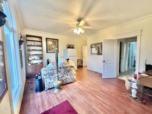 1610 Spear Point Lane, Sevierville, TN 37876