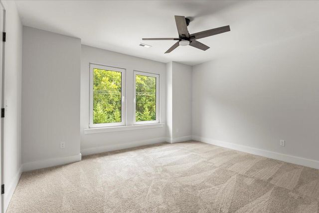 10549 E E Brainerd Road, Apison, TN 37302