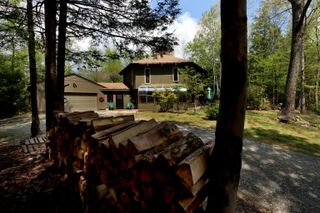 57 Wildwood Road, Chesterfield, NH 03462