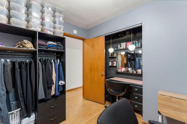 902 7th Avenue E, Shakopee, MN 55379