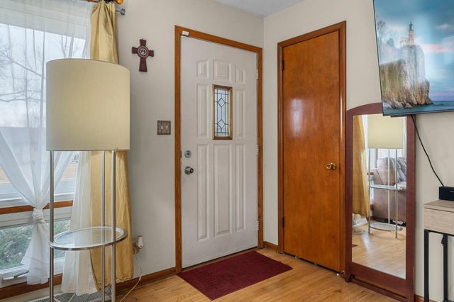 902 7th Avenue E, Shakopee, MN 55379