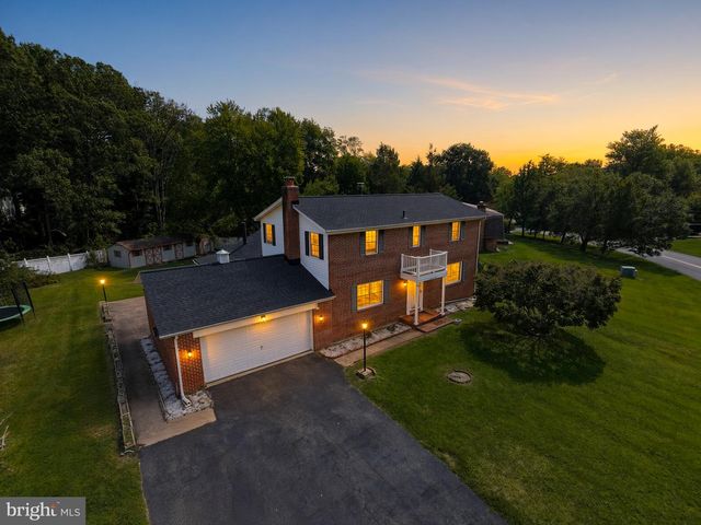 2710 SUN VALLEY DR, Waldorf, MD 20603