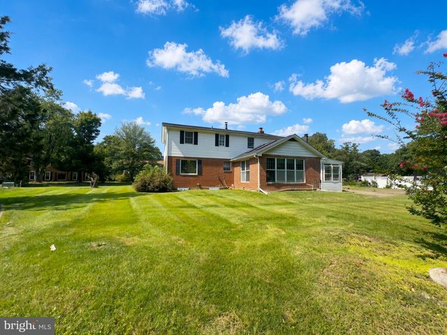 2710 SUN VALLEY DR, Waldorf, MD 20603