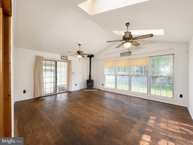 2710 SUN VALLEY DR, Waldorf, MD 20603