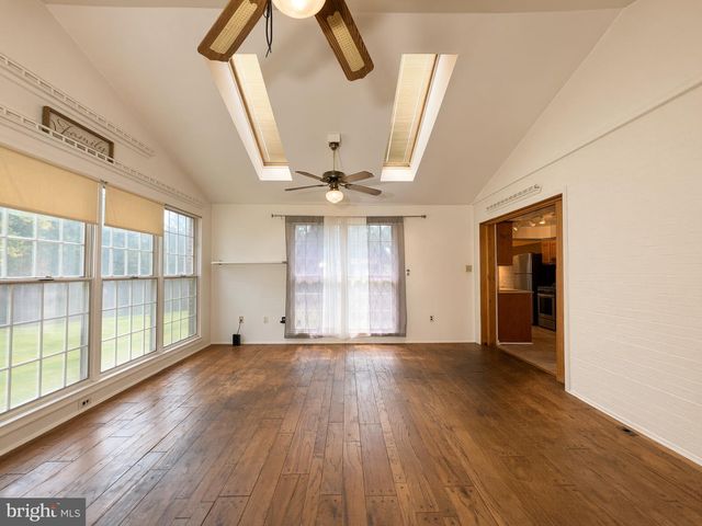 2710 SUN VALLEY DR, Waldorf, MD 20603