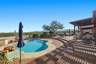 957 E Josephine Saddle Place, Green Valley, AZ 85614