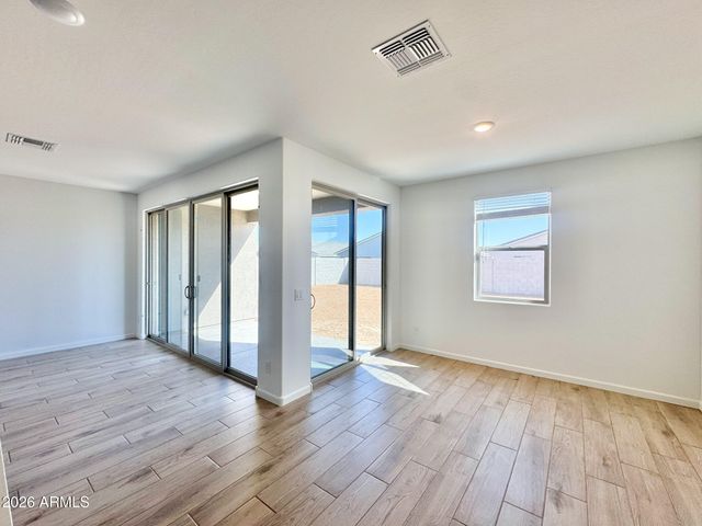 15713 W CORTE DEL SOL ESTE Drive, Waddell, AZ 85355