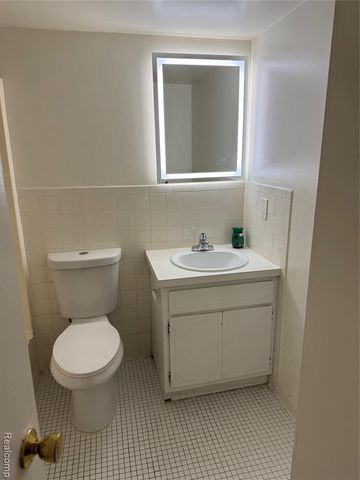 31555 Fraser Drive 19, Fraser, MI 48026
