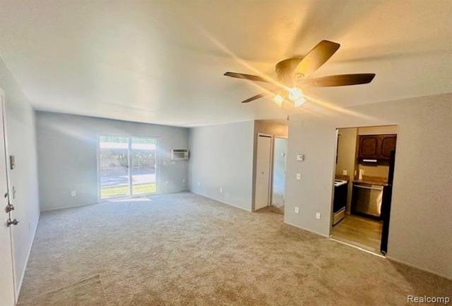 31555 Fraser Drive 19, Fraser, MI 48026