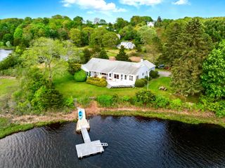 27 Wilbur Road, Stonington, CT 06378