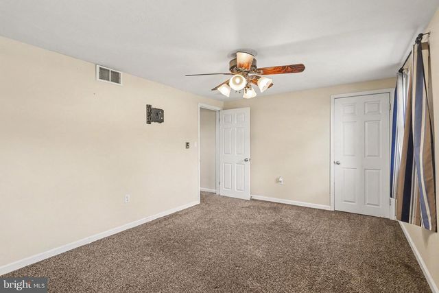 1065 BEAVER CREEK RD, Hanover, PA 17331