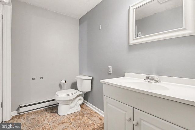 1065 BEAVER CREEK RD, Hanover, PA 17331