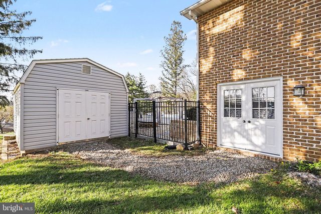 1065 BEAVER CREEK RD, Hanover, PA 17331