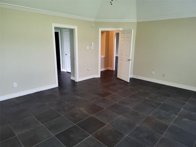 3010 Ravensport Drive, Pearland, TX 77584