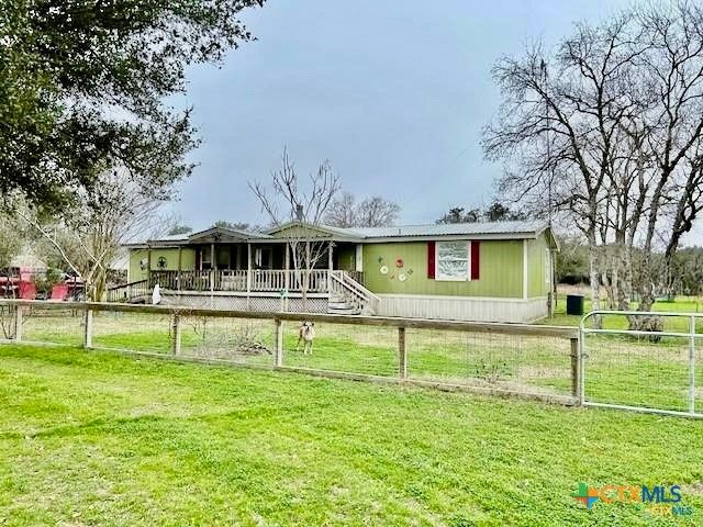 103 Forest View Drive, Victoria, TX 77905