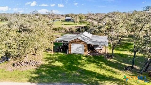 103 Forest View Drive, Victoria, TX 77905