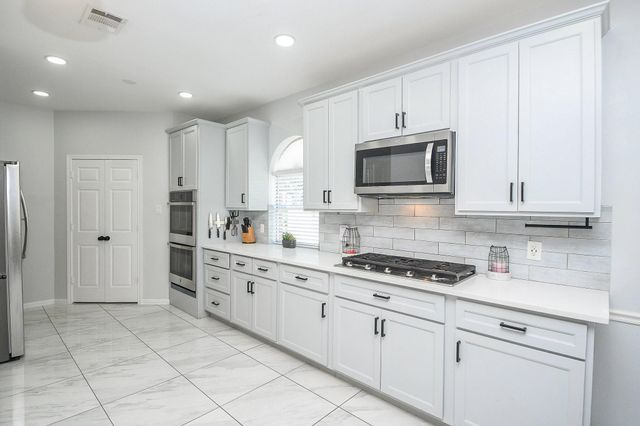 17419 Marigold Drive, Sugar Land, TX 77479