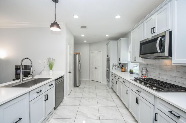 17419 Marigold Drive, Sugar Land, TX 77479