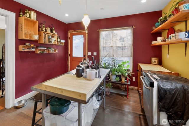 8707 Meridian Avenue N, Seattle, WA 98103