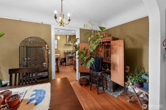 8707 Meridian Avenue N, Seattle, WA 98103