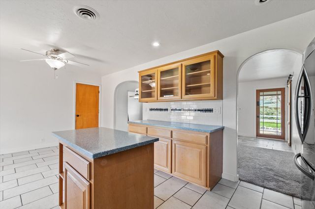 4706 Charmain Lane, Anderson, CA 96007