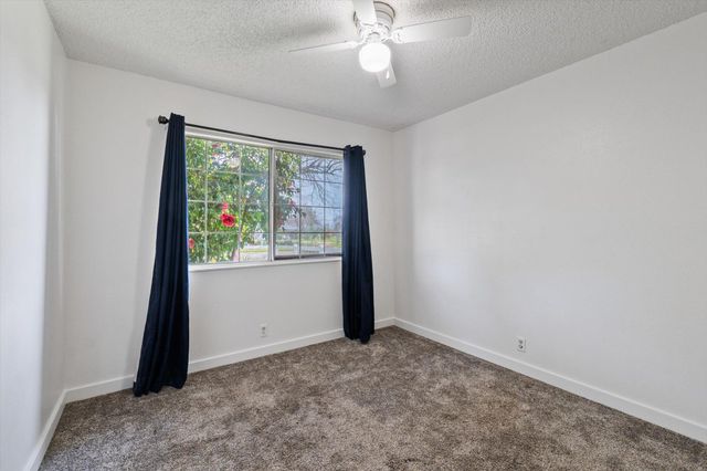 4706 Charmain Lane, Anderson, CA 96007