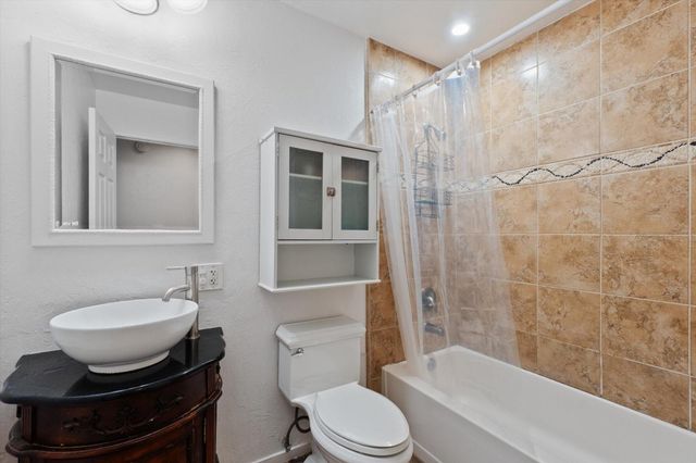 4706 Charmain Lane, Anderson, CA 96007