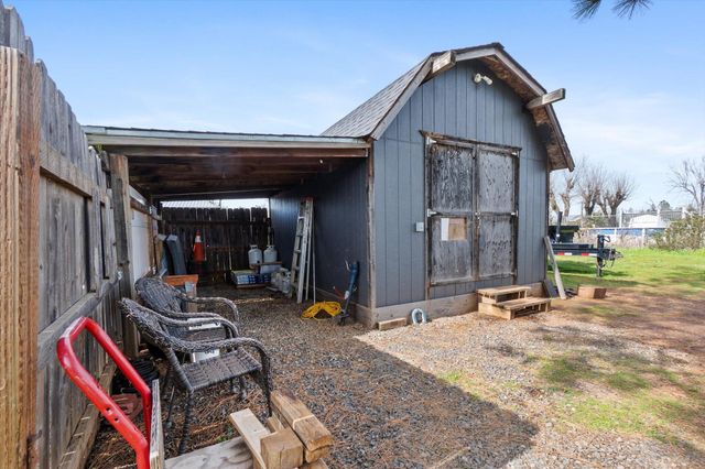 4706 Charmain Lane, Anderson, CA 96007