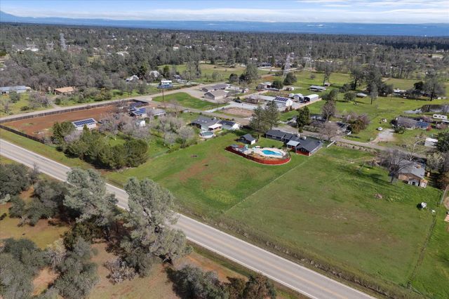 4706 Charmain Lane, Anderson, CA 96007