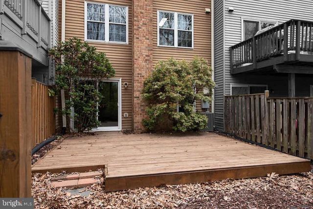 7066 SOLOMON SEAL CT, Springfield, VA 22152