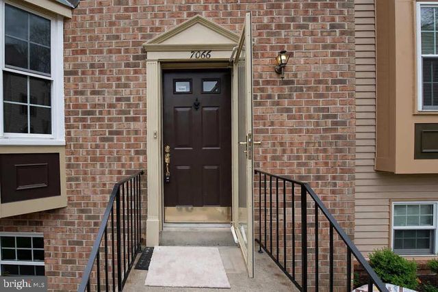 7066 SOLOMON SEAL CT, Springfield, VA 22152