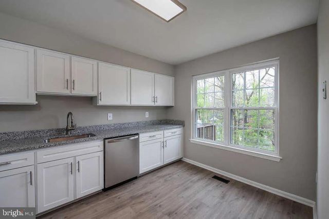 7066 SOLOMON SEAL CT, Springfield, VA 22152