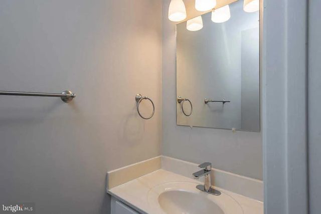 7066 SOLOMON SEAL CT, Springfield, VA 22152