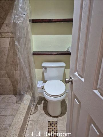 7320 Lennox Avenue, Van Nuys, CA 91405