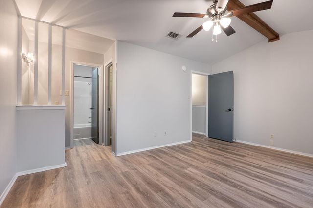 1904 Dartmouth Street G4, College Station, TX 77840