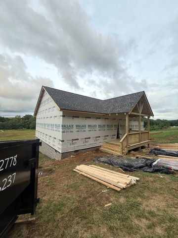 584 Buckeye Rd, Cumberland City, TN 37050