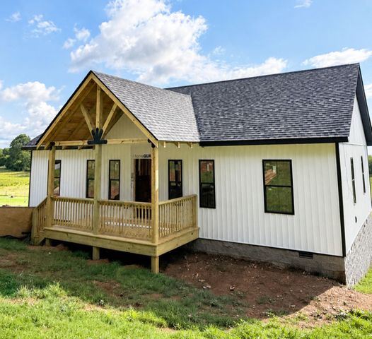 584 Buckeye Rd, Cumberland City, TN 37050