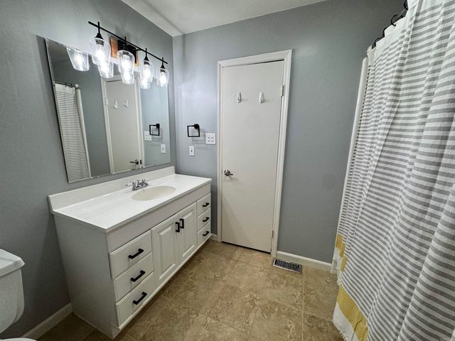 15 Flourite Court, Little Rock, AR 72212