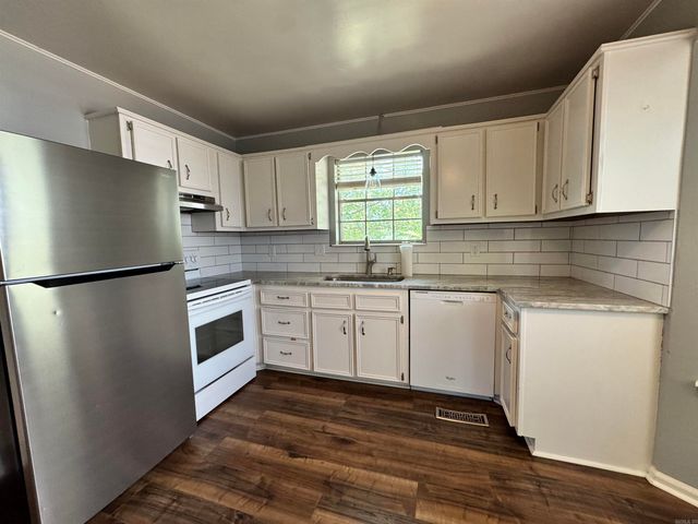 15 Flourite Court, Little Rock, AR 72212