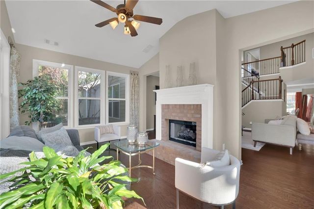 202 Roseman Way, Woodstock, GA 30188