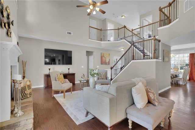 202 Roseman Way, Woodstock, GA 30188