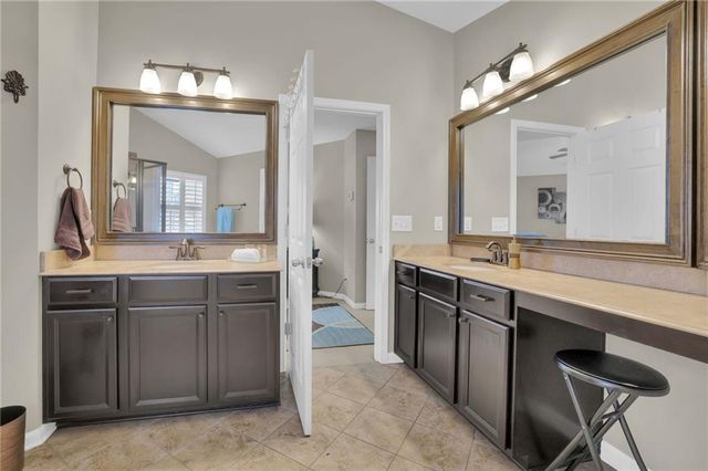 202 Roseman Way, Woodstock, GA 30188