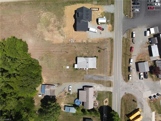 2221 Gerringer Mill Road, Elon, NC 27244