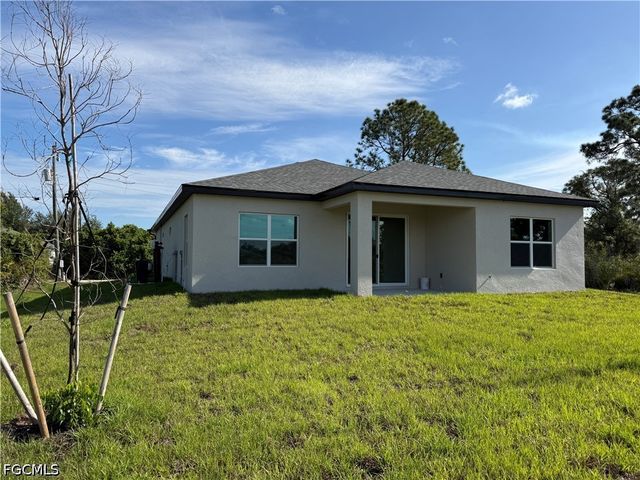 3105 66th ST W, Lehigh Acres, FL 33971